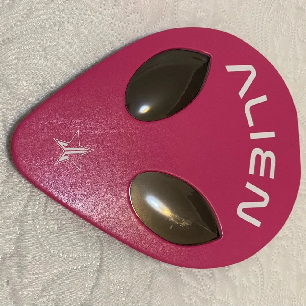 Jeffree Star Alien Palette - Cosmic Purple